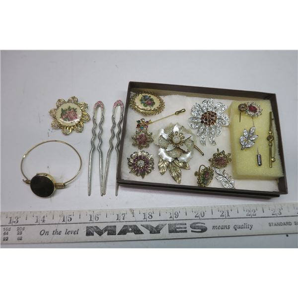 Lot of Assorted Costume Jewelry