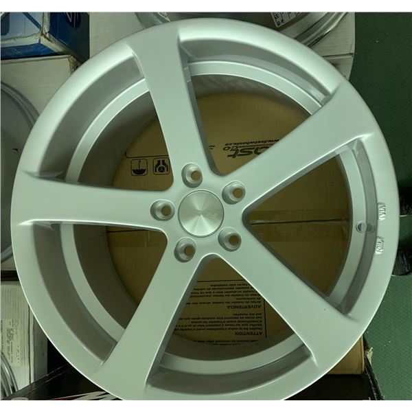 (4)NEW 19 Inch FAST KOSOKU(Retail $1300)