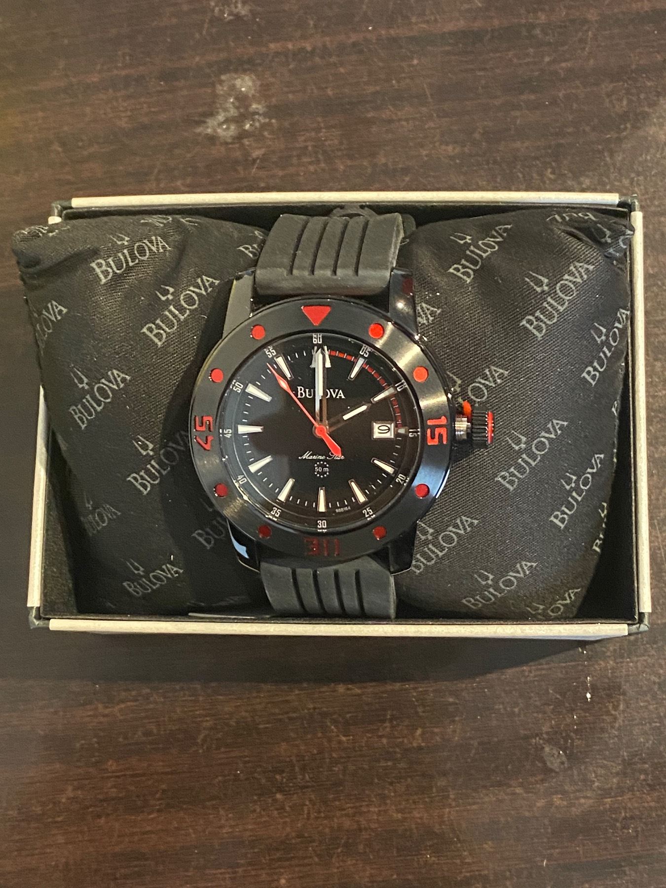 New Bulova men's wristwatch (new in box)