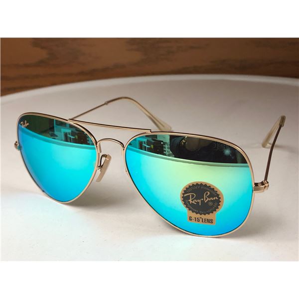 Pair of Ray-Ban sunglasses (Made in Italy)