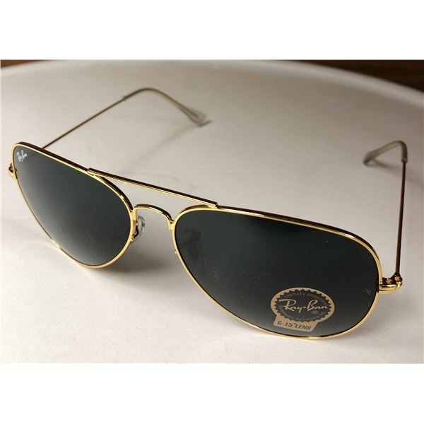 Pair of Ray-Ban sunglasses (Made in Italy)