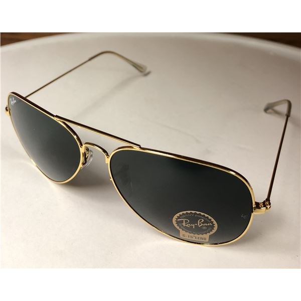 Pair of Ray-Ban sunglasses (Made in Italy)