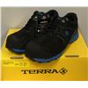 Image 1 : Pair of new Terra Pacer blue lightweight steel toe shoes - size US 9.5 (new in box)