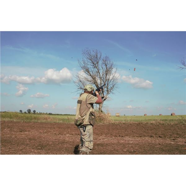 Oklahoma Dove Hunt for 2 Hunters Black Oak Farms Devol, OK