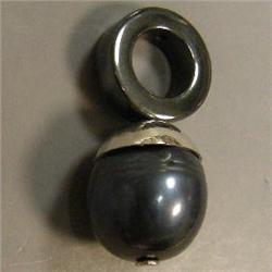 S. SILVER 12 MM BLACK TAHITIAN PEARL AND HEMATITE UNISEX PENDANT