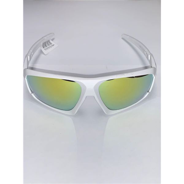 Gents NEW Oakley Styled Fuel Cell Design Sun Glasses White