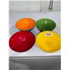 Image 1 : Lot Of 4 Bowls