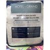 Image 3 : Hotel Grand White Down Duvet Queen All season Medium Weight