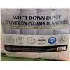 Image 2 : Hotel Grand White Down Duvet King Size all season medium weight