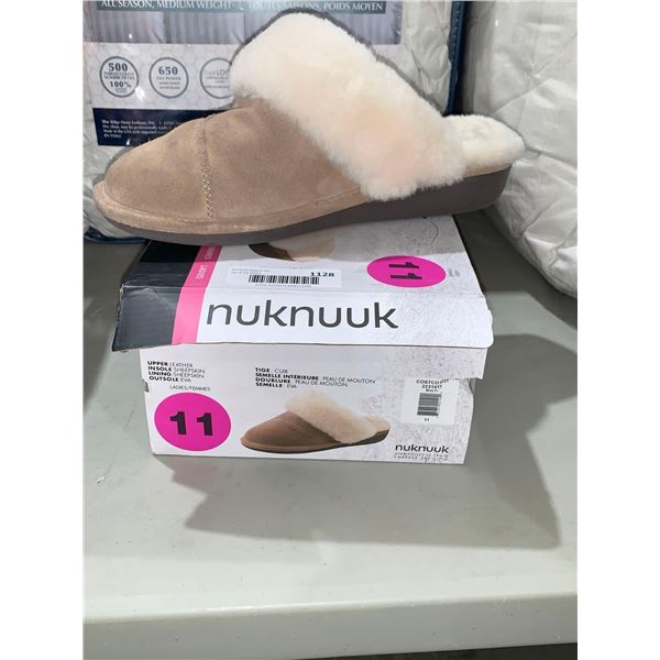 Nuknuuk Ladies Slippers Size 11