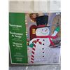 Image 1 : Snowman W/ 520 LED Lights 8' x 5.8'
