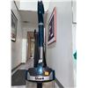 Image 3 : Shark Corded Vacuum
