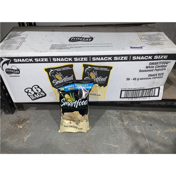 CASE of Frito Lays Smartfood Snack Size White Cheddar Popcorn 36bags x 45g