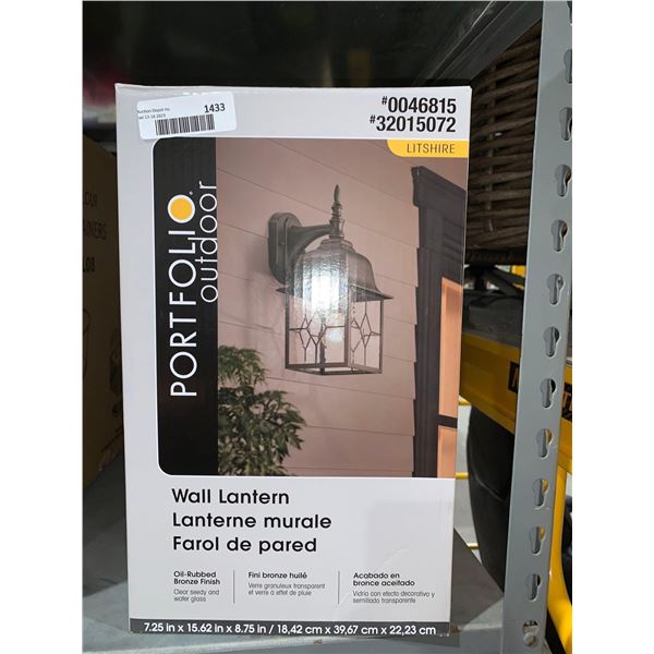 Portfolio Outdoor Wall lantern Oil rubbed bronze finish / clear seedy + water glass