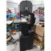 Image 2 : Porter Cable 14 inch band Saw with Stand Like new has manual