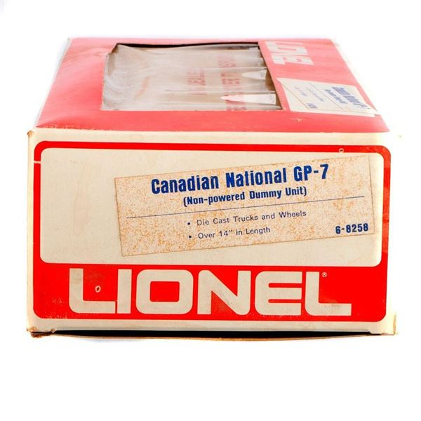 Lionel 6-8258 Canadian National GP-7 Non Powered Dummy Unit