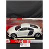 Image 2 : 1/18 Scale Audi R8 Diecast Car Sealed in Box