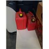Image 2 : LOT OF GAS CANS
