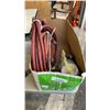 Image 1 : BOX OF AIR HOSE AND 2 AIR SPRAYERS