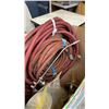 Image 2 : BOX OF AIR HOSE AND 2 AIR SPRAYERS