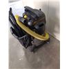 Image 2 : DEWALT STAINLESS 10 GALLON STAINLESS SHOP VAC WITH ACCESSORIES TESTED AND WORKING