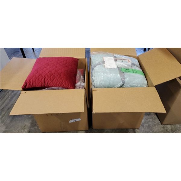 2 BOXES THROW PILLOWS, TWIN SIZE QUILT