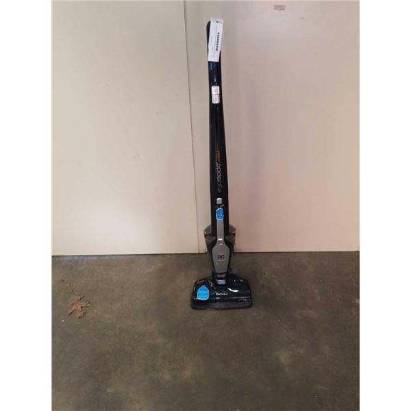 ERGORAPIDO LITHIUM 2 IN 1 CORDLESS VACUUM WITH CHARGING DOCK TESTED AND WORKING RETAIL $222