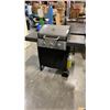 Image 1 : BACKYARD GRILL PROPANE BBQ WITH TANK