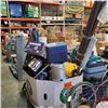 Image 1 : PALLET OF DEFECTIVE STORE RETURN MERCHANDISE