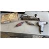 Image 1 : LOT OF AIR TOOLS INCLUDING CHICAGO PNEUMATIC