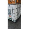 Image 3 : 1000L FOOD GRADE LIQUID CONTAINER IN CAGE
