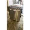 Image 1 : STAINLESS KITCHENAID BUILD IN DISHWASHER WORKING