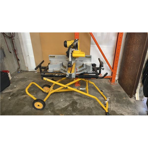 DEWALT 12 INCH DOUBLE BEVEL SLIDING COMPOUND MITER SAW AND FOLDING ROLLING STAND - TESTED WORKING