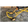 Image 8 : DEWALT 12 INCH DOUBLE BEVEL SLIDING COMPOUND MITER SAW AND FOLDING ROLLING STAND - TESTED WORKING