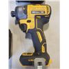 Image 2 : DEWALT 20VMAX CORDLESS TOOL SET, INCLUDES BRUSHLESS XR 4-1/2 INCH GRINDER, BRUSHLESS XR IMPACT DRIVE