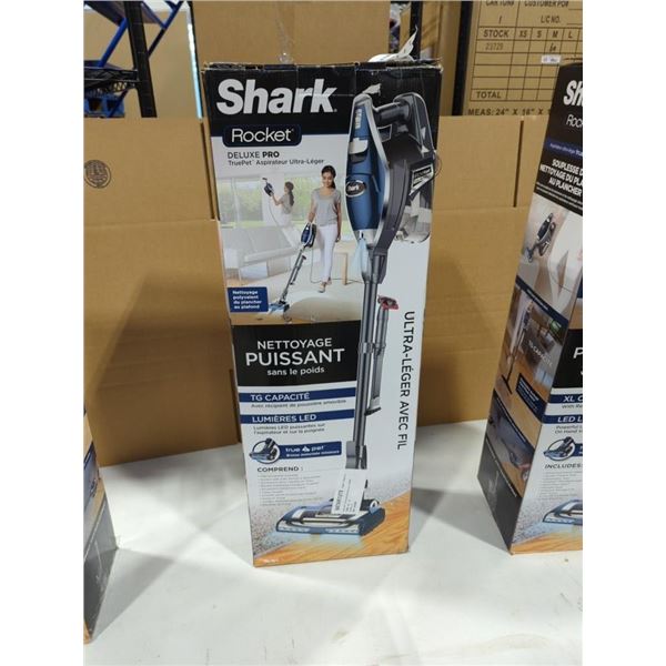 SHARK ROCKET DELUXE PRO TRUEPET VACUUM - TESTED WORKING, WITH ACCESSORIES - RETAIL $299