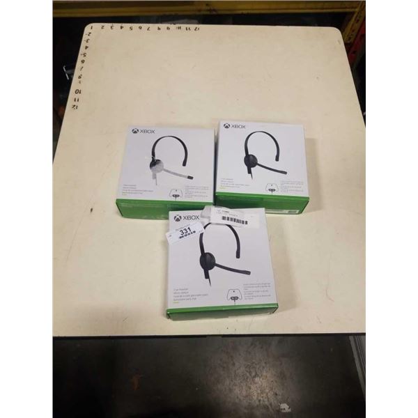 3 XBOX CHAT HEADSETS - RETAIL $87