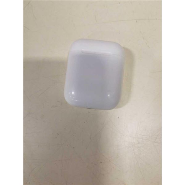 AIRPODS 2ND GEN WITH LIGHTNING CASE - TESTED WORKING, SOUND QUALITY GOOD - RETAIL $169