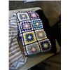 Image 2 : LOT OF BLANKETS, BABY BLANKETS, 1 WEIGHTED