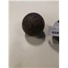 Image 2 : 2 IRON BALLS - STAMPED WITH 3 AND 6