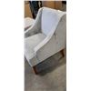 Image 2 : GREY MICROFIBER ACCENT CHAIR