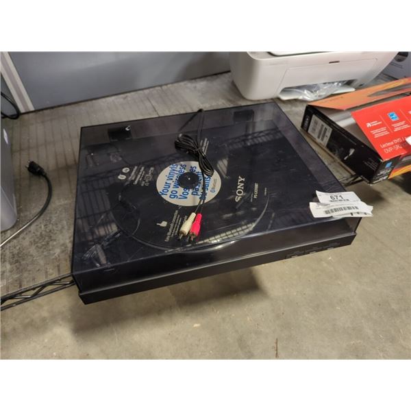 SONY PS-LX310BT RECORD PLAYER - TESTED WORKING, DOESN'T STOP SPINNING, NEEDS CORD AND CARTRIDGE - RE