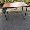 Image 1 : BRAND NEW METAL FRAME DESK WITH SIDE POUCH