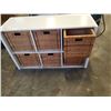 Image 2 : WHITE CUBICAL SHELF WITH 6 WICKER DRAWERS