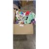 Image 1 : BOX OF NEW STUFFED ANIMALS AND INFLATEABLE HAMMERS