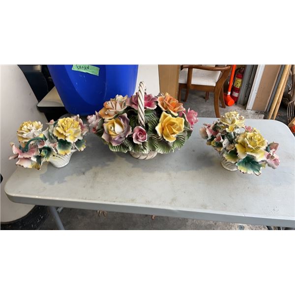 3 CAPODIMONTE FLOWER BOUQUETS