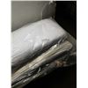 Image 3 : NEW CASPER PILLOW AND ICOMFORT PILLOW BOTH KINGSIZE
