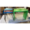 Image 1 : GREEN SHELF AND 3 VINTAGE STOOLS