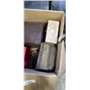 Image 2 : LOT OF JEWELRY BOXES AND STORAGE BOXES