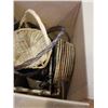 Image 3 : BOX OF WICKER BASKETS